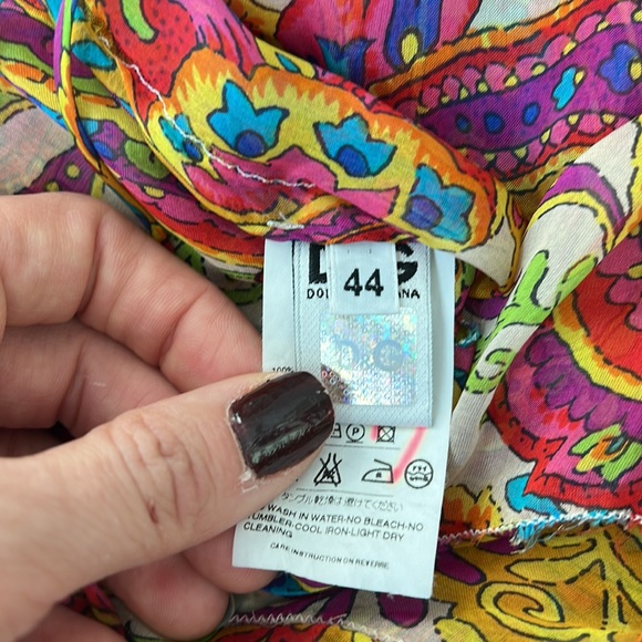 Dolce & Gabbana sz 44 paisley 100% silk tank with tie in the front - Picture 4 of 4